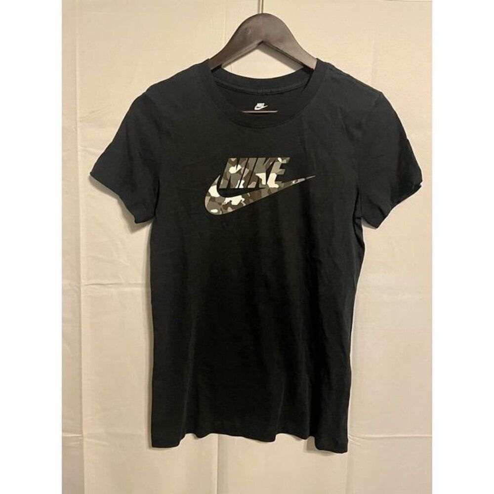 Nike Black Camo Shirt Women’s Small NEW